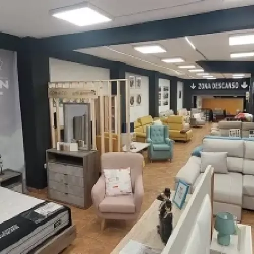 Exposición de camas de matrimonio en Gijón con entrega a domicilio