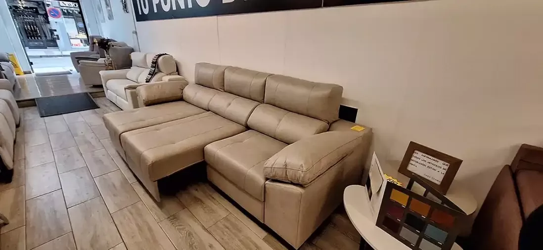 Venta de mobiliario con exposición en Asturias