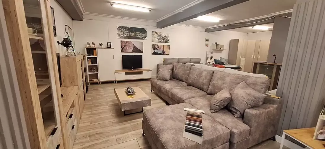 Muebles en venta con showroom en Asturias